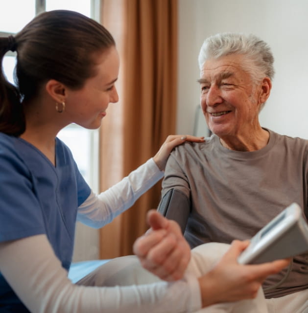 Remote Patient Monitoring | ComForCare | USA
 - chronic-management